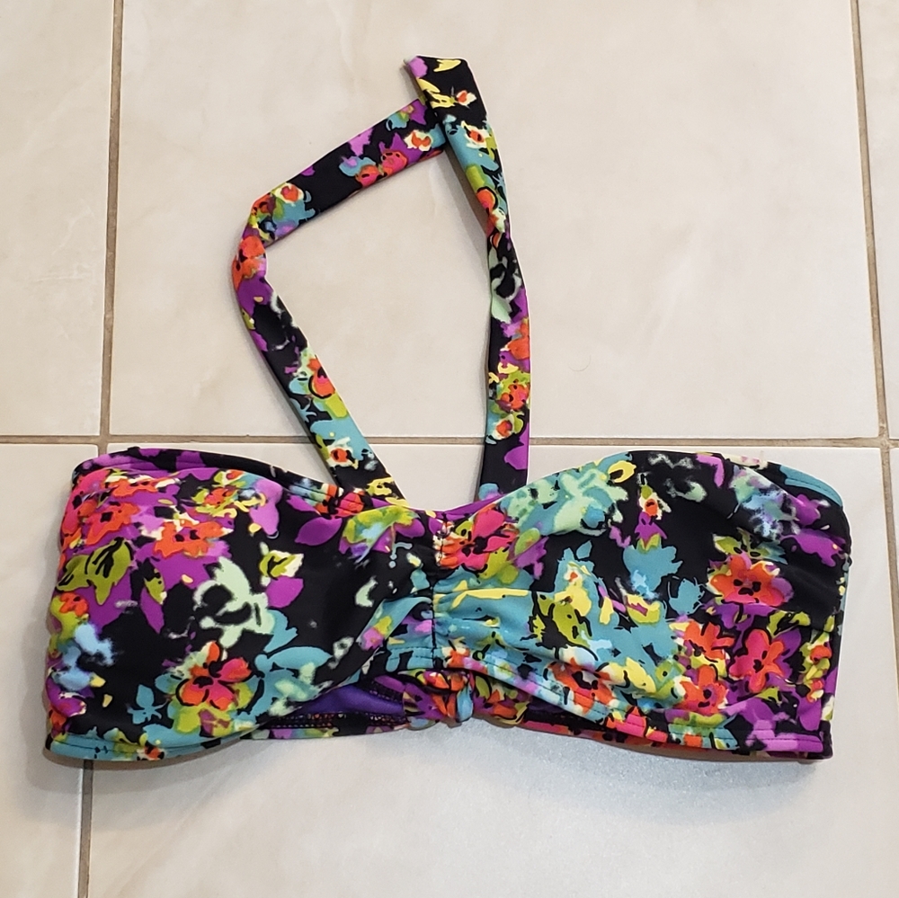 Floral bikini top.
